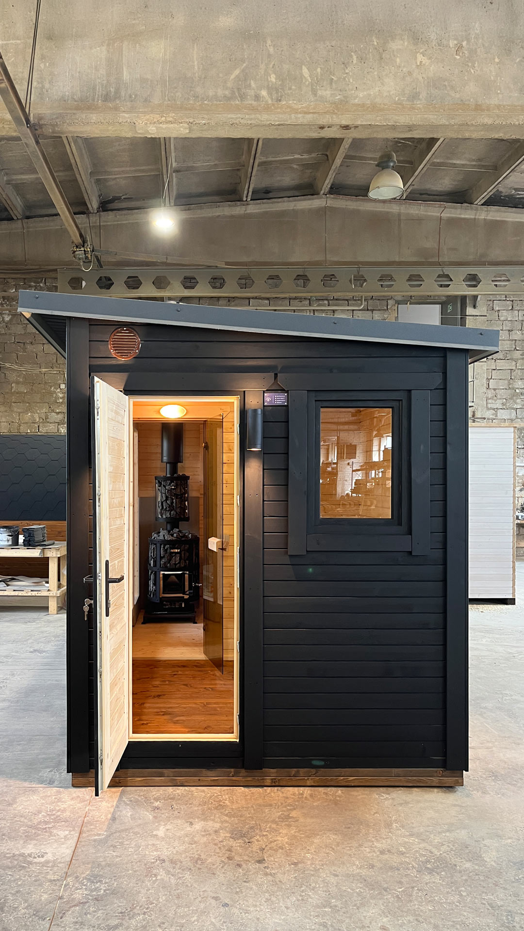 Referenzaufnahme der Box Sauna Modell 4XL